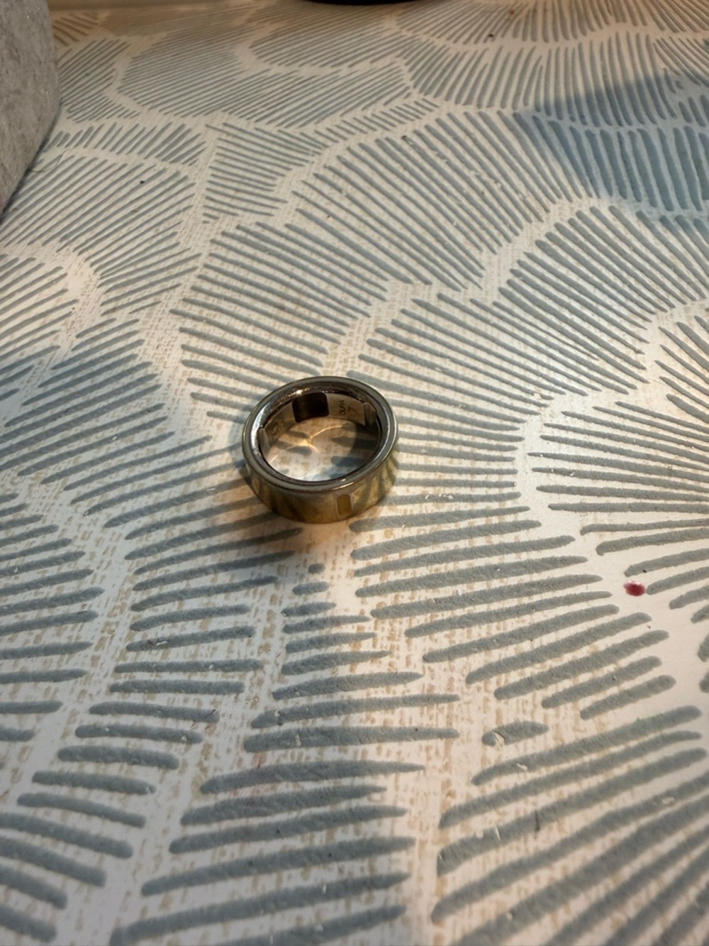 Oura ring gold - size 7, gen 4